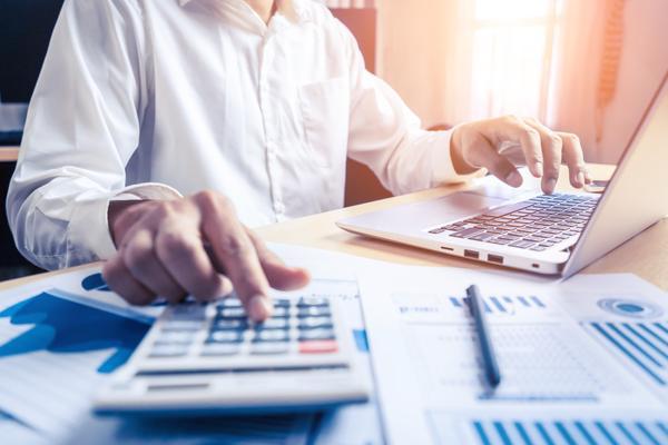 深入解析币安投票的含义、运作方式及其在加密货币生态中的意义