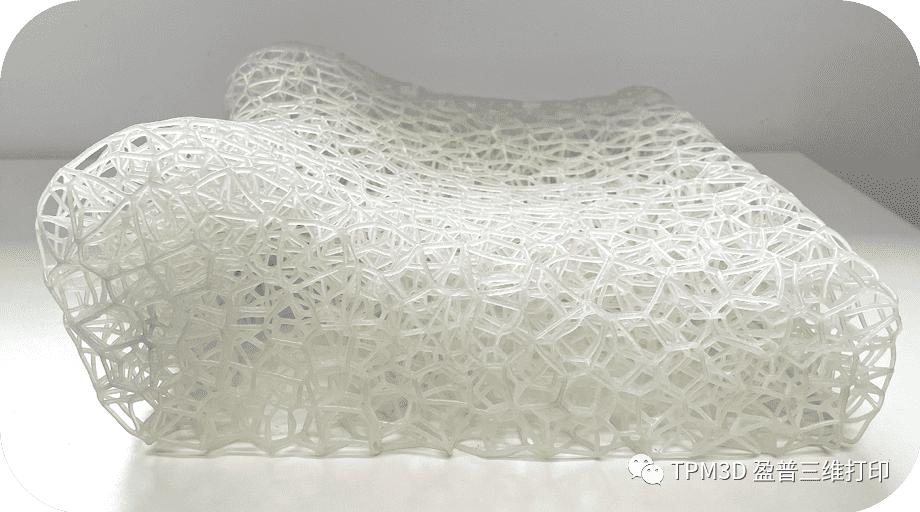 TPU的成型设备与技术要求_成型机设备作业指导书_成型设备工作原理